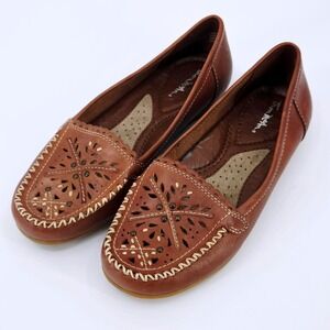 Thom McAn Vintage Brown Perforated Leather Boho Comfort Loafers Women's 5M